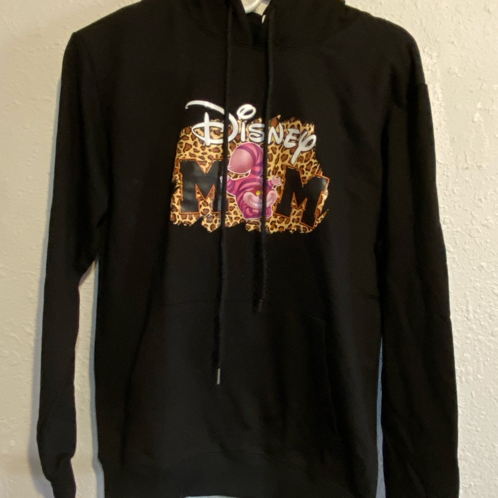 No branded Mom Disney sweatshirt